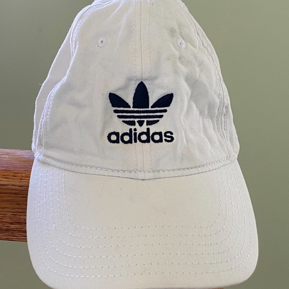 ADIDAS WHITE BASEBALL CAP - Picture 1 of 3